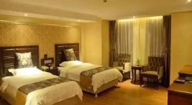 Super 8 Hotel Chongqing LongTouSi North Railway Station, Забронировать Отель Чунцин Chongqing Area