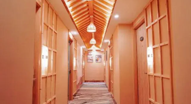 Ningguo Meng JING E-sport Hotel, Prenota Hotel Ningguo 