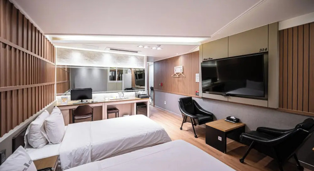 Двухместный номер Deluxe Hotel Bom