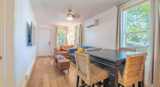 Charming Family 2BR Midtown Reno - Pets Welcome, Забронировать Дом для отпуска Виллы Рино, рядом с Ратуша округа Уошо, Вилла