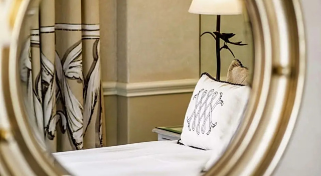 Номер Standard с видом на гавань Cape Grace, A Fairmont Managed Hotel