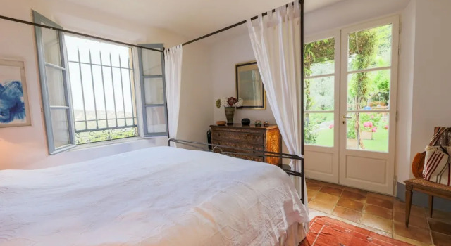 Chateauneuf Bellevue VI4062