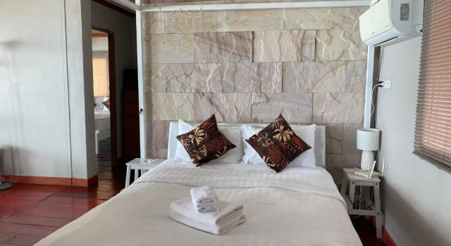 Вилла Le Petit Saint Tropez Beach Resort Khanom