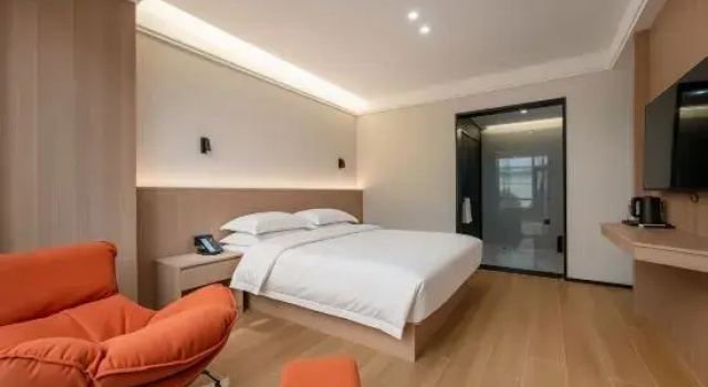 Люкс Deluxe Ruijiaxi Hotel (Guiyang Flower Orchard White House Art Center Branch)