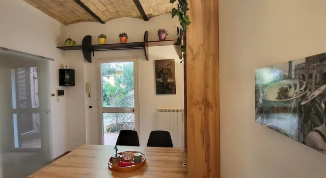 La Casetta con Giardino al Pigneto, Забронировать Апартаменты/квартира Рим Лацио, рядом с Ослиные ворота