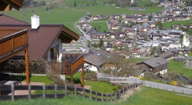 Piste Chalet Kaprun, Забронировать Шале Коттеджи Капрун, рядом с Электростанция Тауэрн, Коттедж