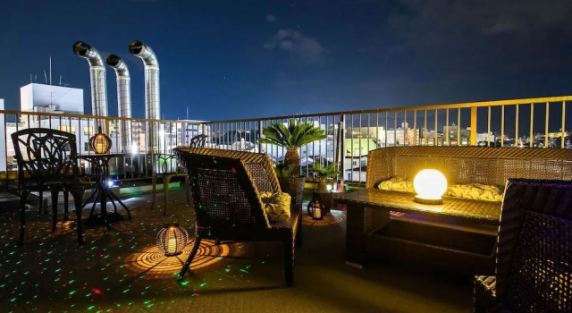 Strata Hotel