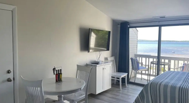 Sunset View Studio Condo The Shores 5587, Varaa Huoneisto Acme Michigan