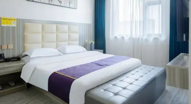 Люкс Yuzhong Lanbo Hotel
