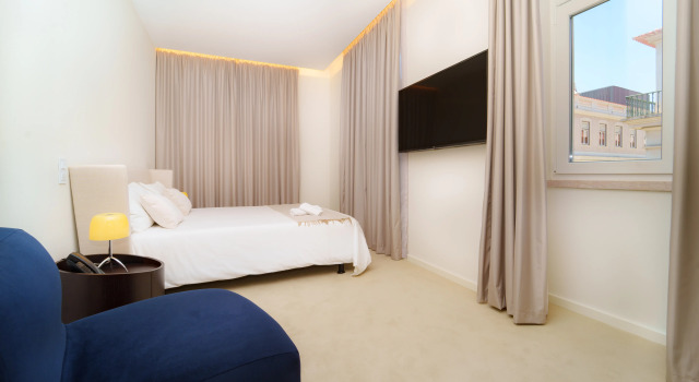 Golden Lisbon Hotel, Забронировать Отель Отели Лиссабона 4 звезды, рядом с Graça Church, 4*