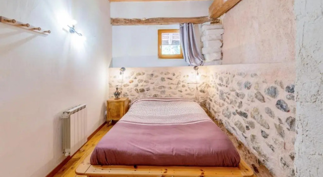 Cosy flat in an old farmhouse with garden in Seynod - Welkeys