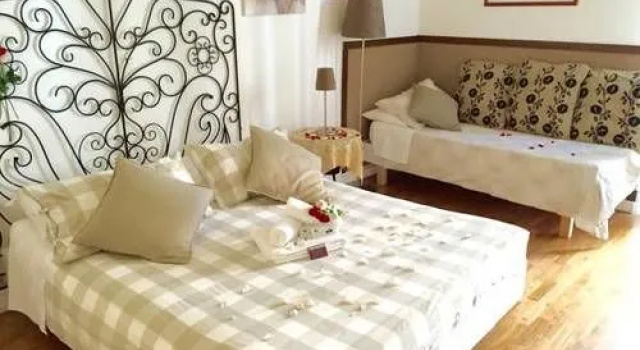 B&B Giardino Del Corso, Забронировать Отель «постель и завтрак» Отели Рима с завтраком, рядом с Замок Святого Ангела, Завтраки