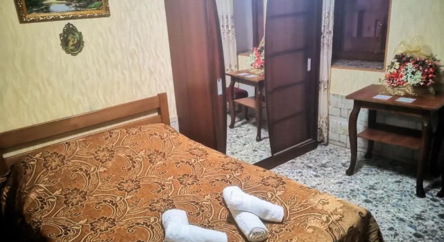 Двухместный номер Standard с видом на сад Hostel Sadu Kutaisi