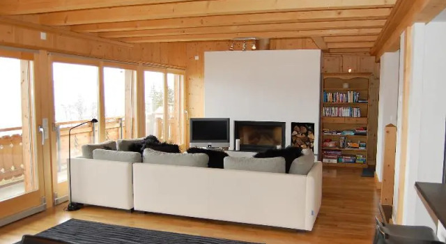 Le Mayen 14 - Four Bedroom, Prenota Hotel Hotel a Canton Vallese con parcheggio, Parcheggio