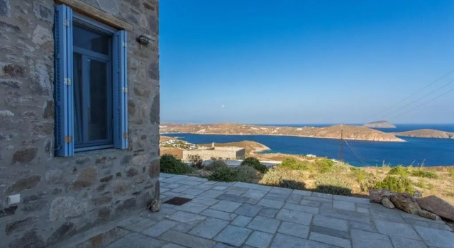 Вилла Deluxe Serifos Stone Villa A
