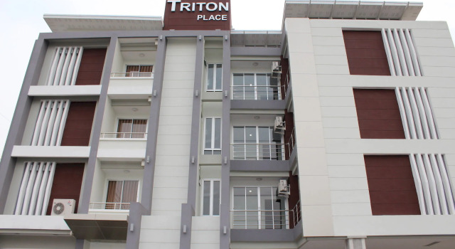 Triton Hotel Nakhonratchasima, Rezervovat Hotel Levné hotely v North-Eastern Thailand