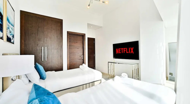 LUX  Cayan Superior Suite 4 Dubai Marina, Забронировать Отель Дубай-Марина , рядом с Международный яхт-клуб Дубая