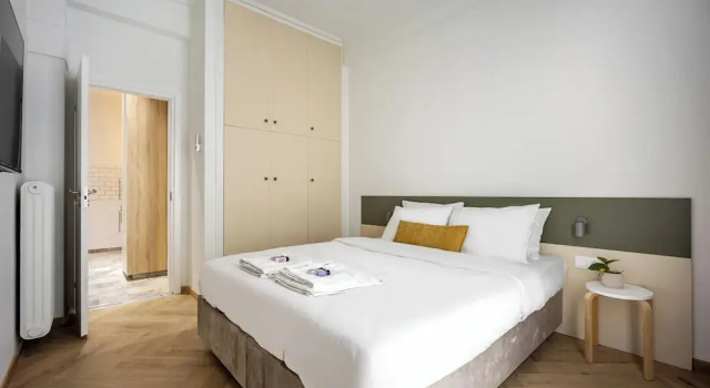 Cozy 2BR Family-Friendly Pangrati, Забронировать Апартаменты/квартира Отели Афины с парковкой, рядом с Здание греческого парламента, Парковка
