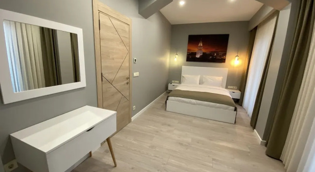 Superior Dvoulůžkový s manželskou postelí pokoj s balkonem Li Hotel Pera Hotel