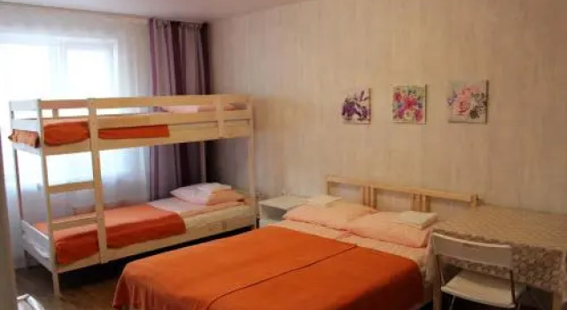 Apelsin On Prospekt Pobedy