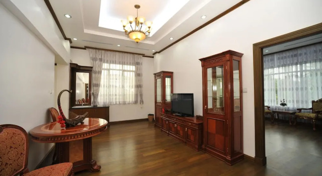 Полулюкс Luxury Palm Spring Resort & Spa