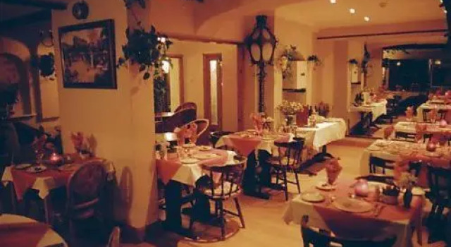 Nonsuch Park Hotel, Забронировать Отель Отели High Weald с парковкой, Парковка