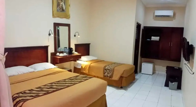 Трёхместный семейный номер Standard Malioboro Inn Yogyakarta
