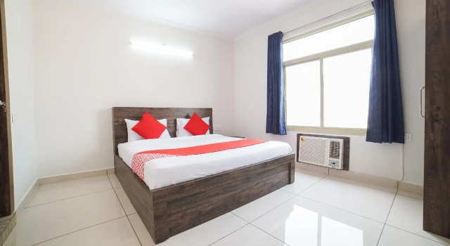 OYO 62368 Hotel Pearl Inn