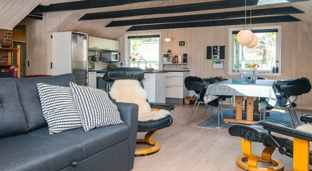 4 Star Holiday Home in Blavand, Prenota Casa vacanze Hotel a Danimarca Meridionale con parcheggio, Parcheggio