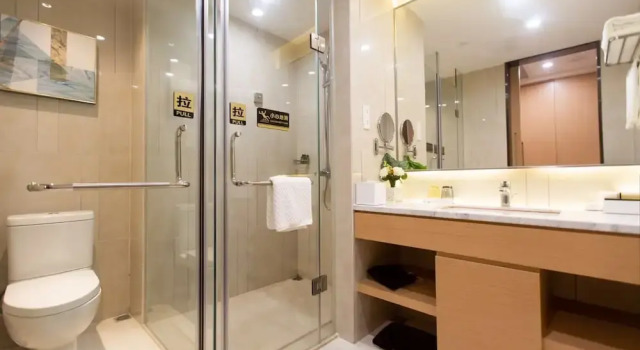 Номер Comfort Huizhou Faithland Atin Hotel
