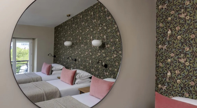 Трёхместный номер Standard Le Petit Beaumarchais Hotel & Spa