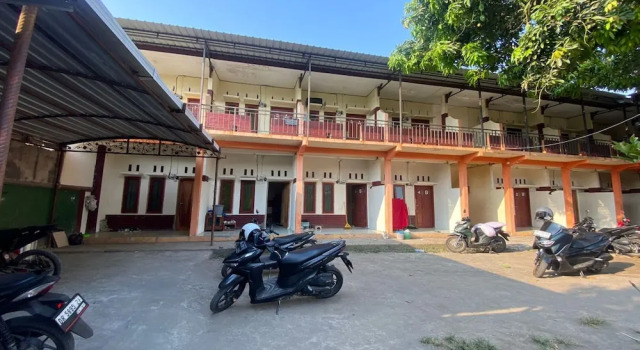 OYO Life 93257 Kos Anugerah, Prenota Hotel Ampenan Lombok