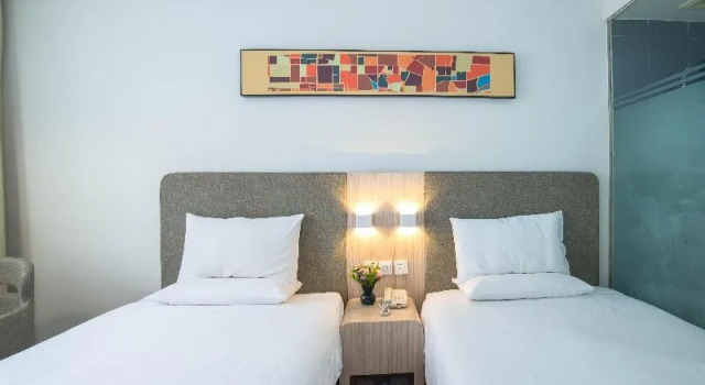 Hanting Hotel Shenzhen Convention Center Branch, Rezerwuj Hotel Hotele w Shenzhen z parkingiem, Parking