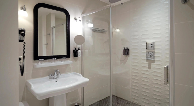 Номер Executive Hôtel Littéraire Gustave Flaubert, BW Signature Collection