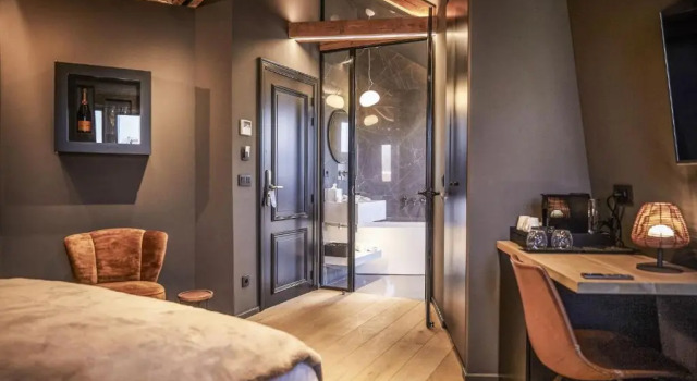 Двухместный номер Deluxe Hotel ONIRO - Luxury Rooms & Wellness Suites