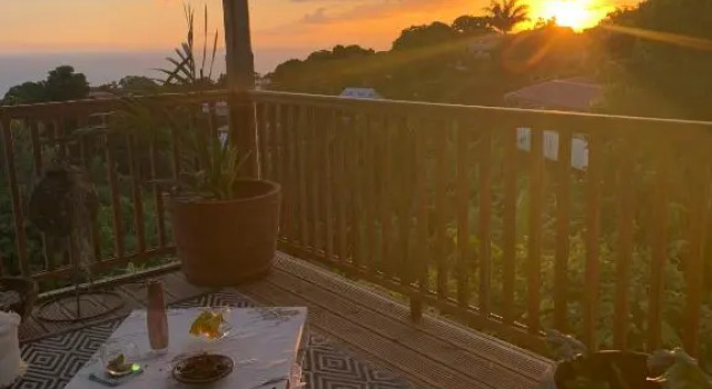 Коттедж Maison vue sur la mer Jardin d Orient