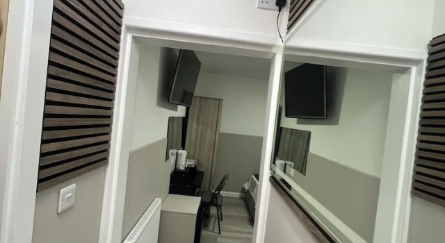 Трёхместный номер Superior Plaza London Hotel
