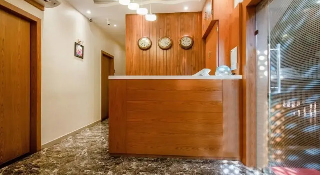 Hotel Volga Plaza (Near Colaba Causeway), Забронировать Отель Недорогие отели Мумбай, рядом с Union Bank of India, недорого