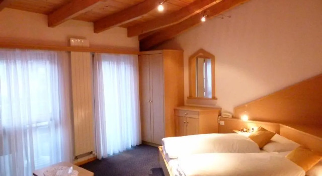 Полулюкс Hotel Stocker
