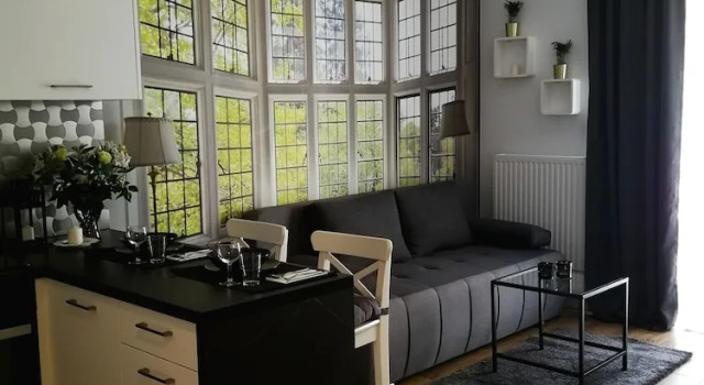 Апартаменты Classic с балконом Apartments GO Rakowicka by Noclegi Renters