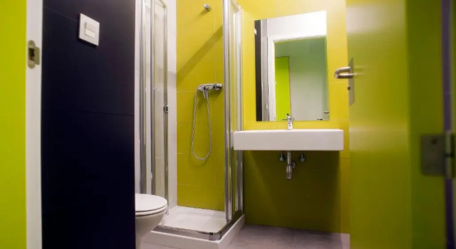 Кровать в общем номере (женский номер) UBA Hostel