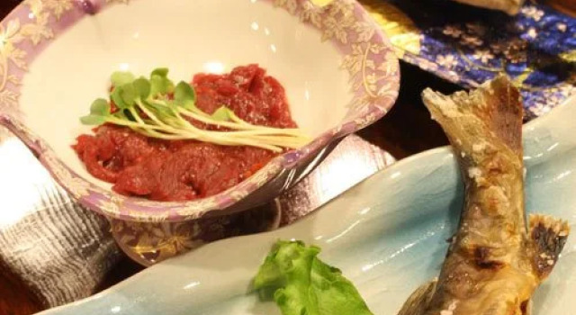 Yuyu Tei, Book Hotel Inawashiro 