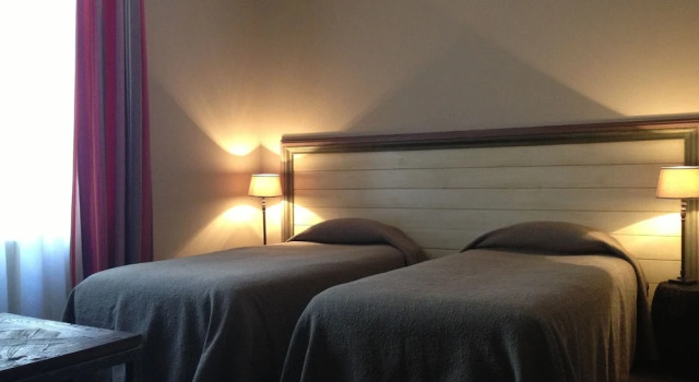 Номер Comfort Hôtel Amphithéâtre