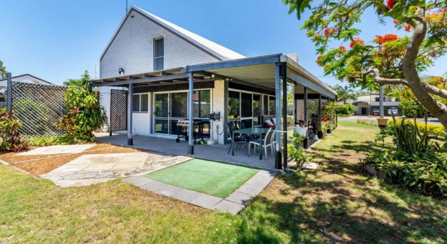 Unique Getaway 300m To Bribie Foreshore, Bongaree, Prenota Hotel Bongaree 