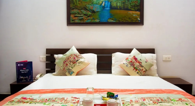 OYO 8947 Hotel Vedanta, Забронировать Отель Гургаон Gurgaon Region, рядом с Apollo Tyres Ltd