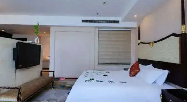 Люкс Business Fengsheng Zhongzhou Business Hotel