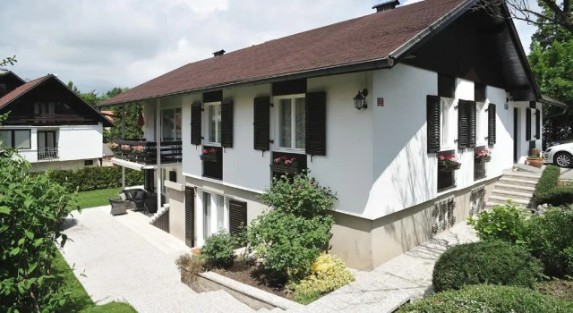 Apartments Villa AnnaMaria, Prenota Appartamento Hotel a Gorenjska con parcheggio, Parcheggio