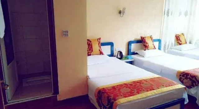 Wulong Zhanhong Hotel, Buchen Sie Hotel Wulong Chongqing