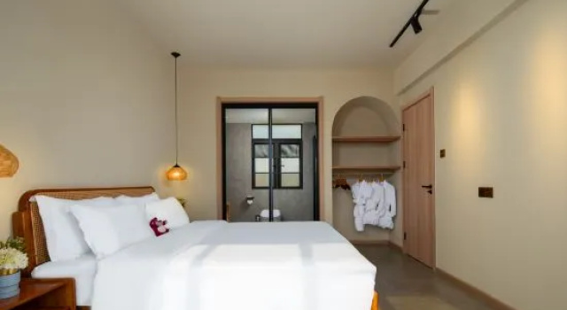 Семейный люкс с видом на озеро Fuxian Lake Qixili Homestay