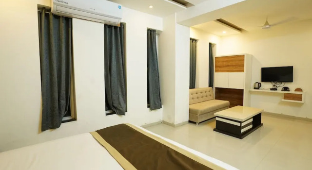 Люкс Classic Hotel Grand Maratha